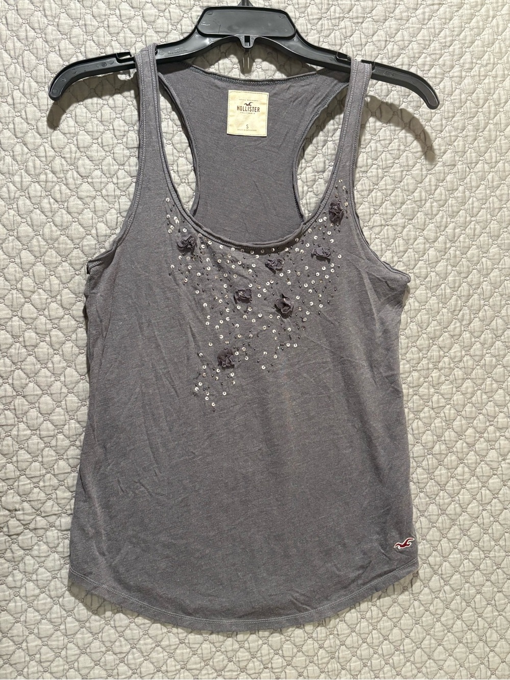 VTG Y2K Hollister Grey Embellished Racerback Tank Top Sequin Flower Size S MINT